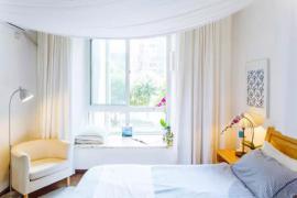 济南装修公司大业美家分享卧室带飘窗，窗帘应该怎么装才合适？