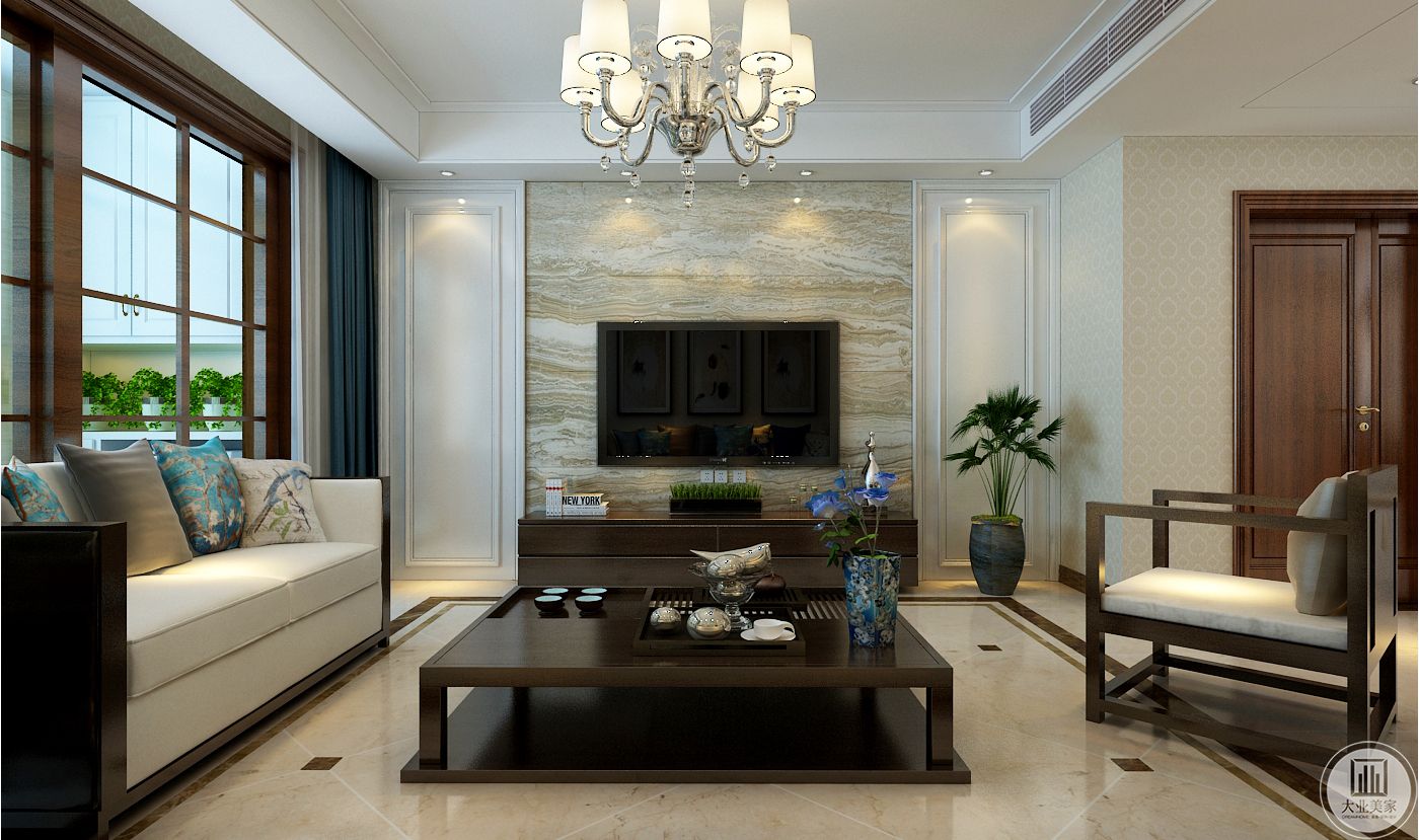 客厅装修效果图：影视墙采用木纹砖，两侧用石膏线装饰，电视柜采用深色实木装饰。