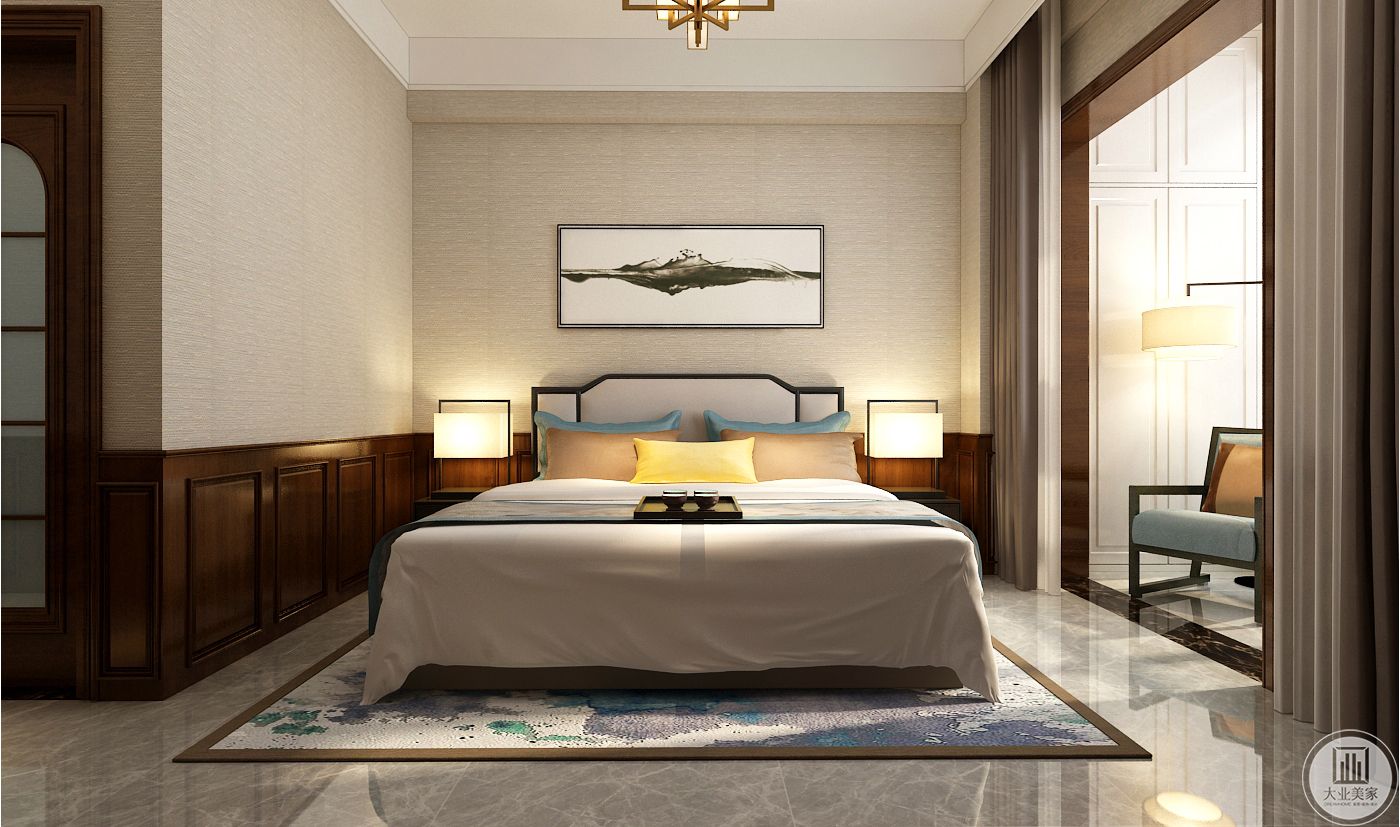 老人房装修效果图：老人室采用浅黄色壁纸，床头背景墙采用中式风格装饰画，地面采用浅灰色瓷砖搭配蓝白色地毯。