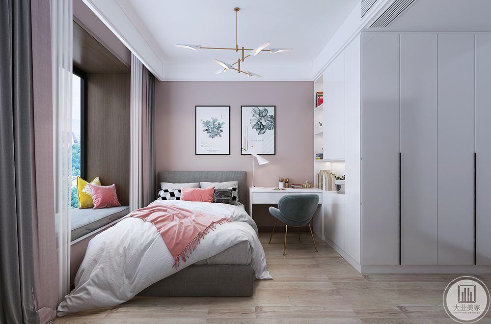 卧室色彩选择温馨，用柔和的，平稳的中间色来营造卧室的氛围。